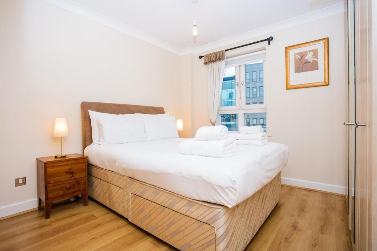 1 Bedroom Apartment On The Riverbank Near St Paul'S 伦敦 外观 照片